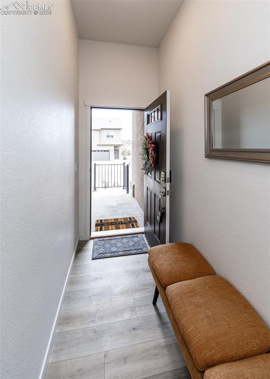 Image 5 of 49: Entry