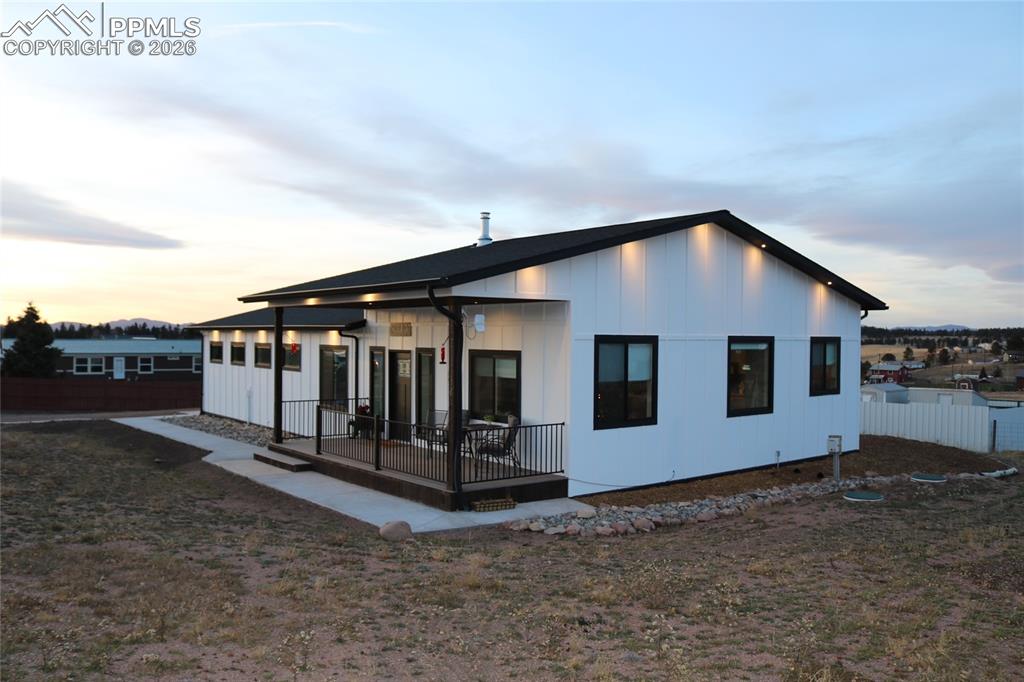 Image 6 of 23: Back of Structure