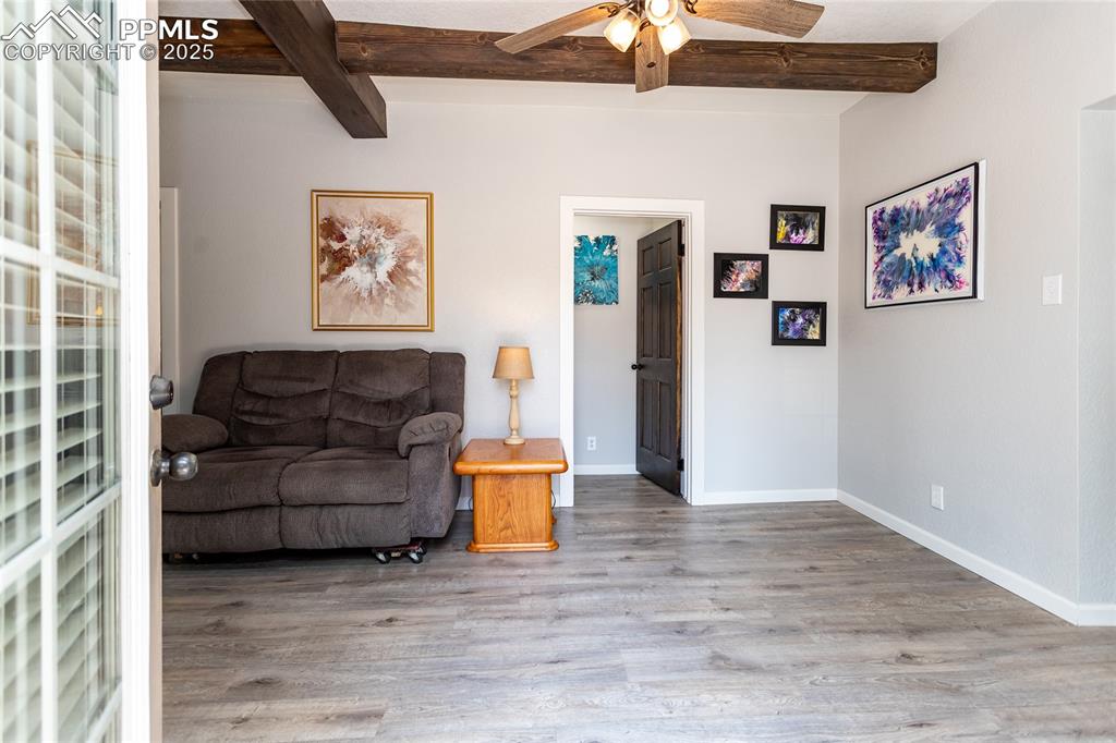 Image 3 of 50: Living Room