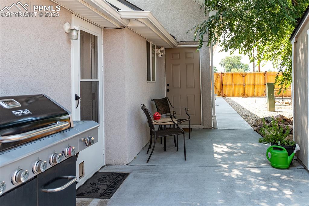 Image 35 of 50: Patio