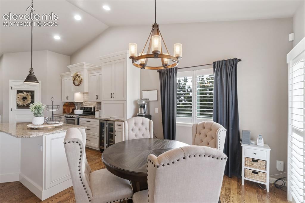 Image 8 of 40: Beautiful upgrades throughout