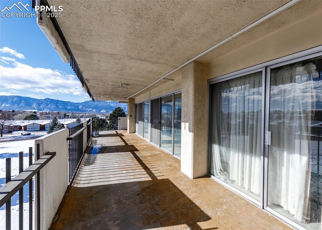 Image 35 of 36: Balcony