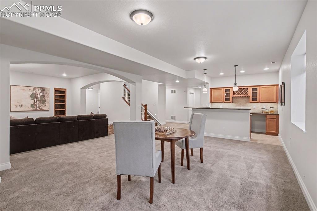 Image 31 of 50: Family Room