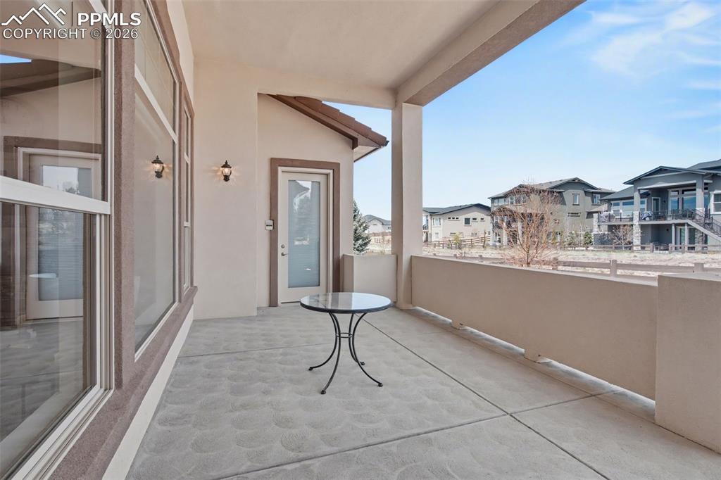 Image 42 of 50: Patio