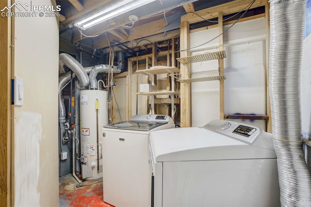 Image 19 of 39: Laundry