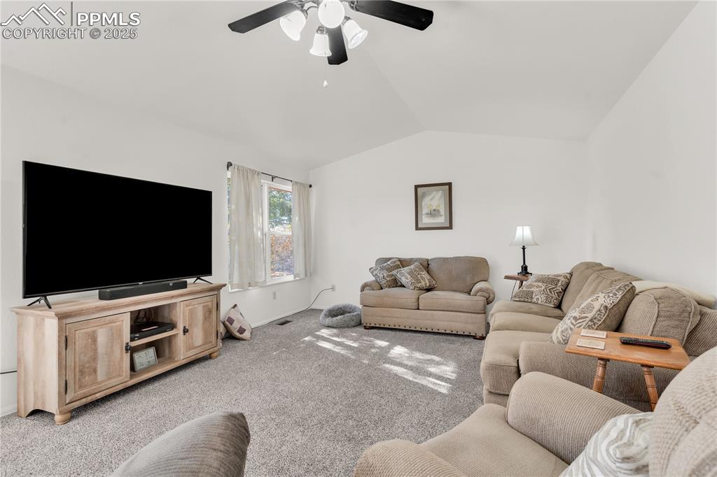 Image 15 of 43: Living Room