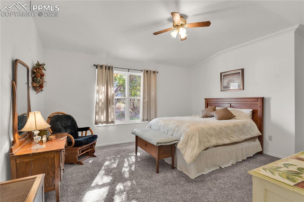 Image 18 of 43: Bedroom