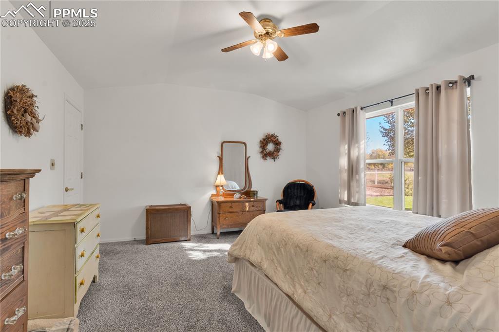 Image 20 of 43: Bedroom