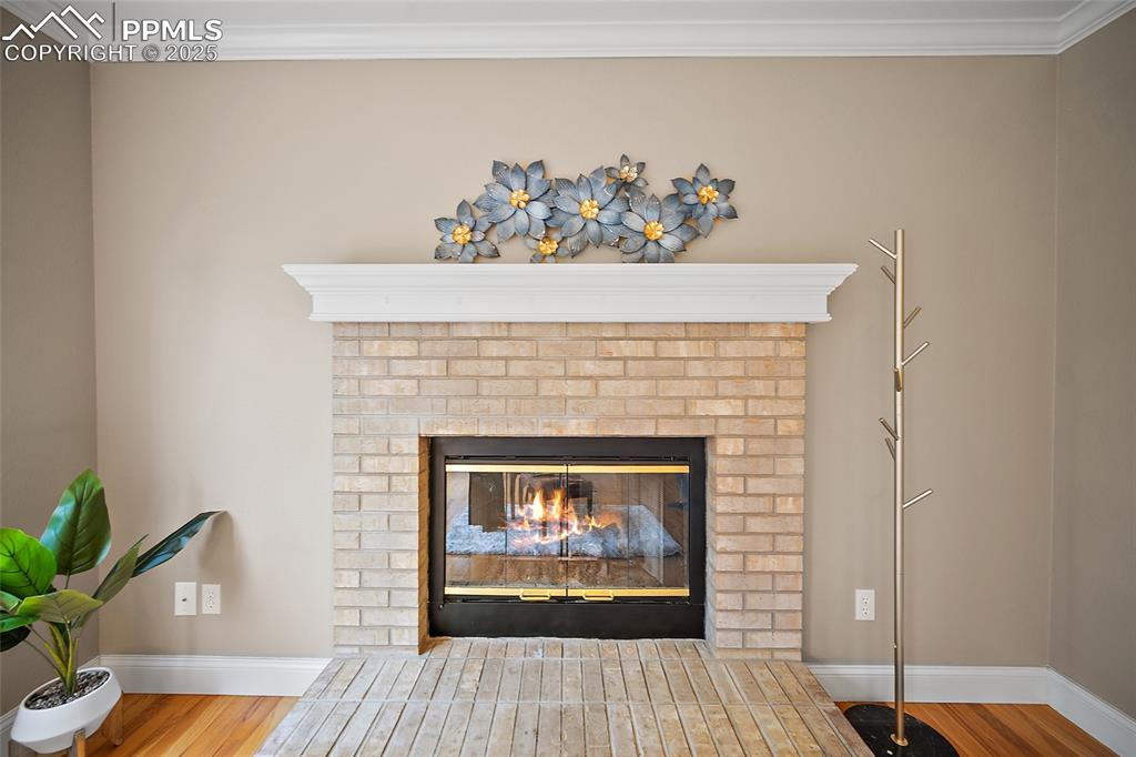 Image 17 of 49: Family Room