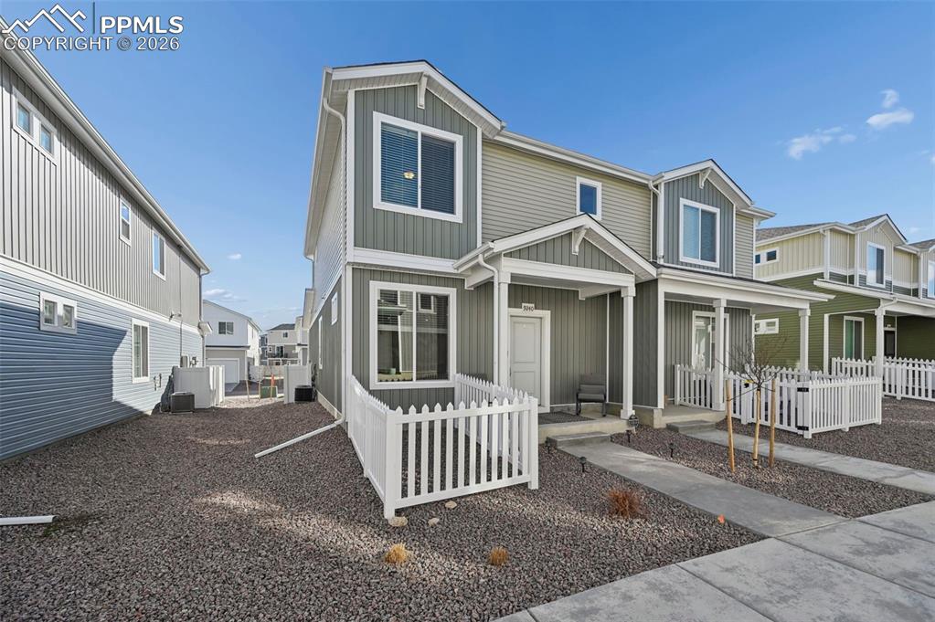 Image 27 of 27: Front of Structure