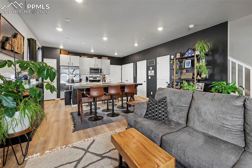 Image 7 of 27: Living Room