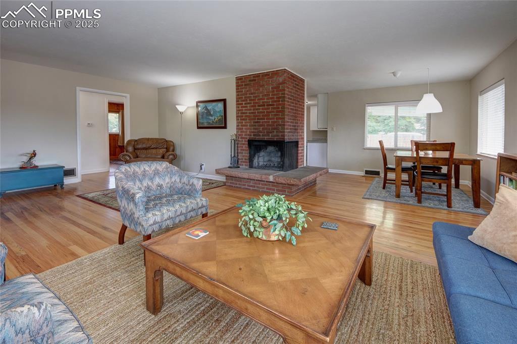 Image 10 of 35: Living Room