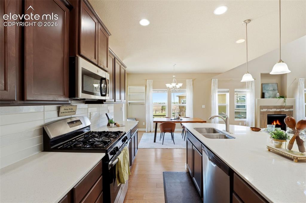 Image 12 of 48: Kitchen