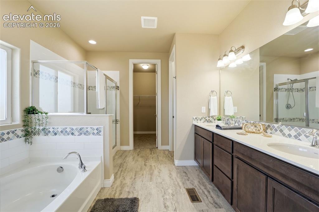 Image 18 of 48: Master Bathroom