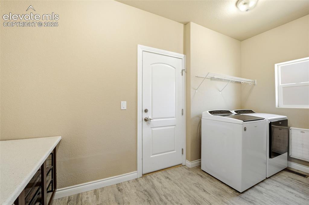 Image 21 of 48: Laundry