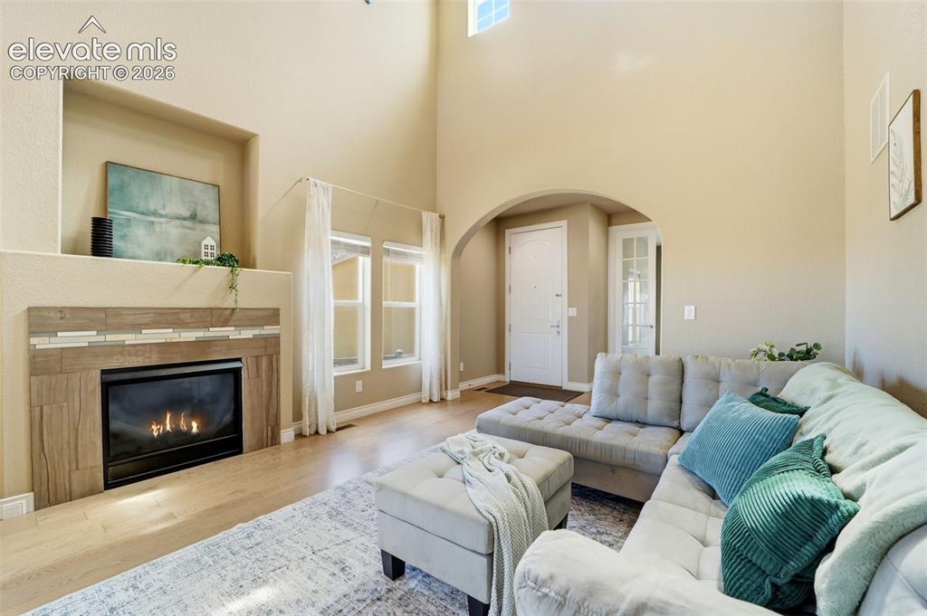 Image 7 of 48: Living Room