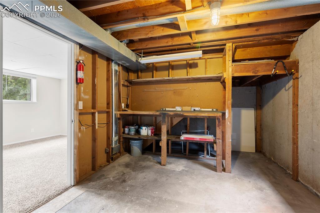 Image 16 of 30: Storage