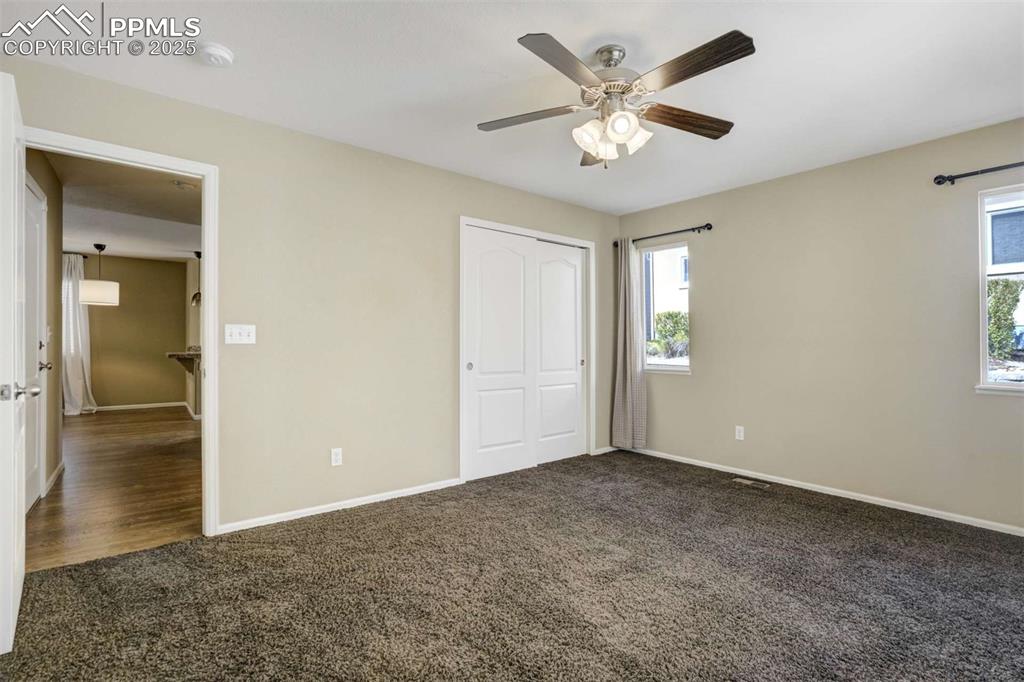 Image 37 of 39: Bedroom