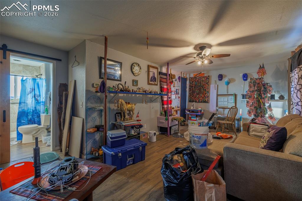 Image 4 of 28: Living Room