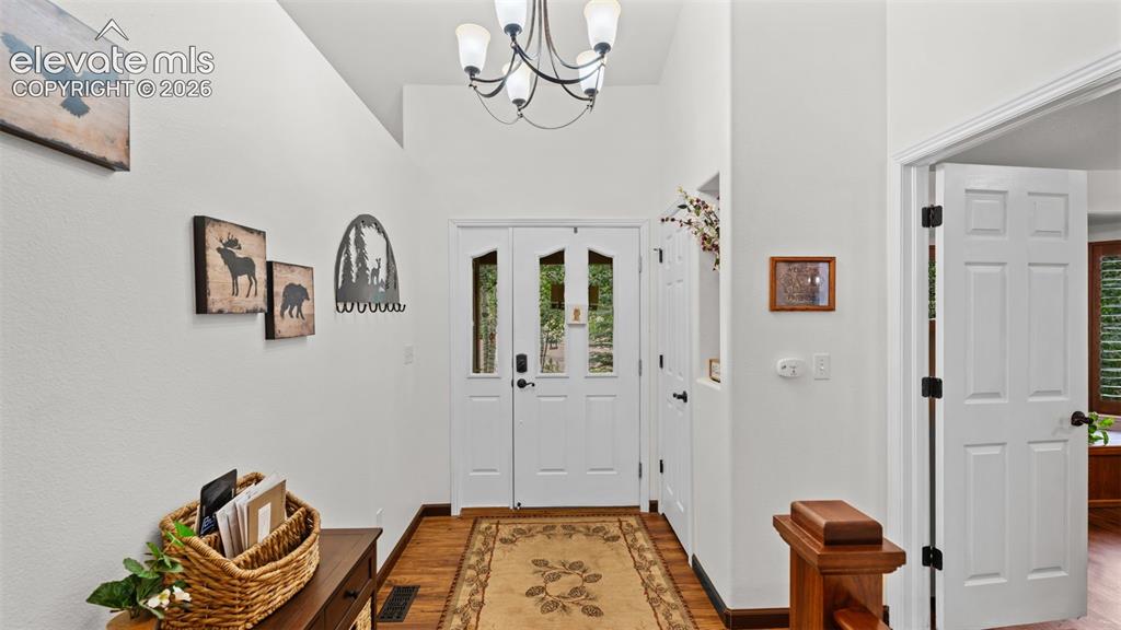 Image 6 of 42: Entry