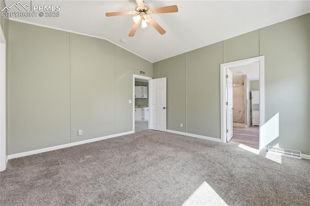 Image 16 of 40: Bedroom