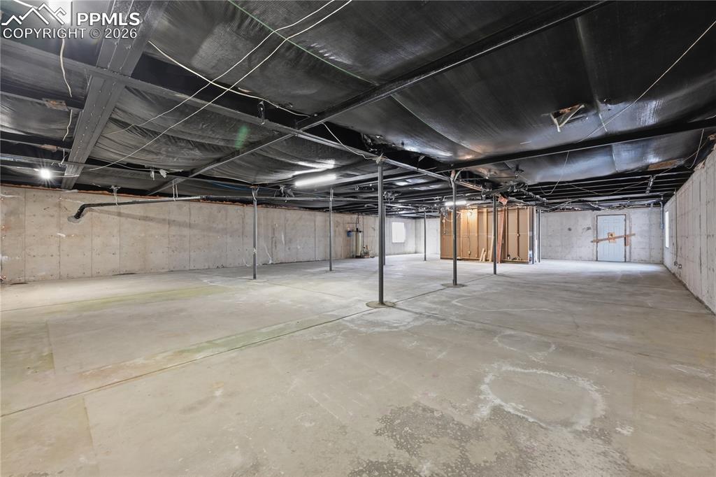 Image 31 of 40: Basement