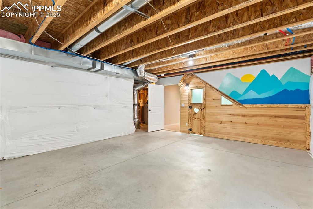 Image 46 of 50: Room to grow!