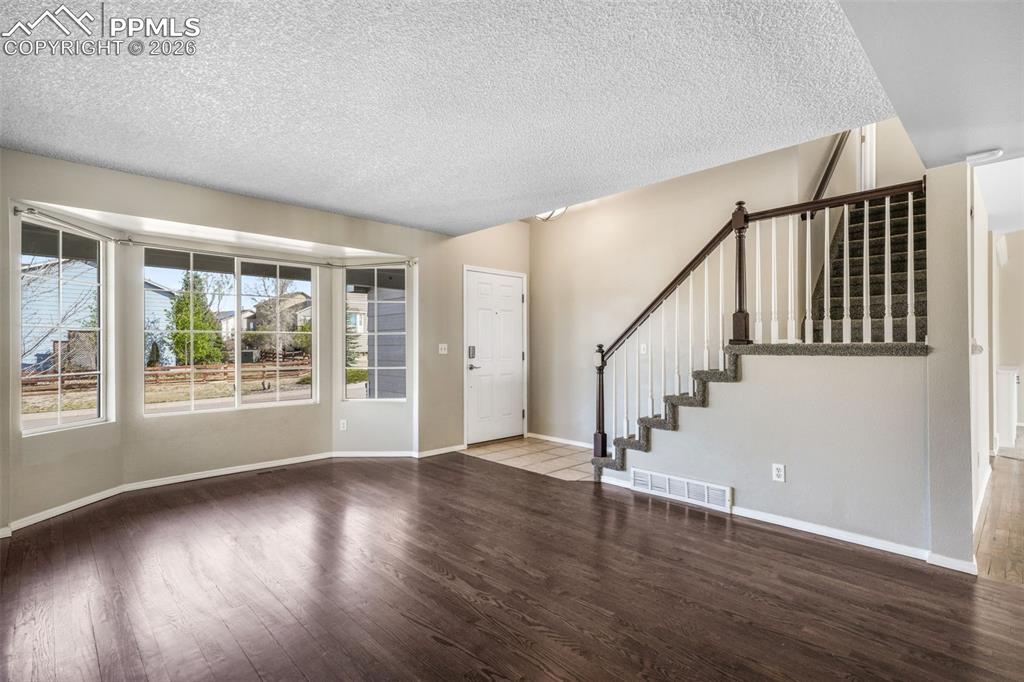 Image 3 of 50: Floor Plan