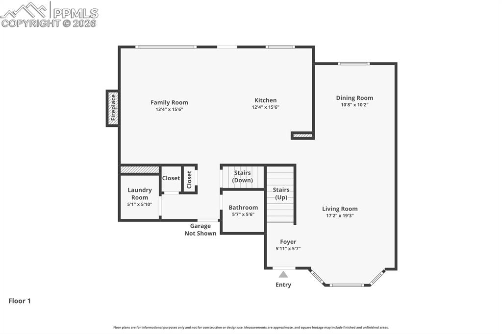 Image 48 of 50: Yard