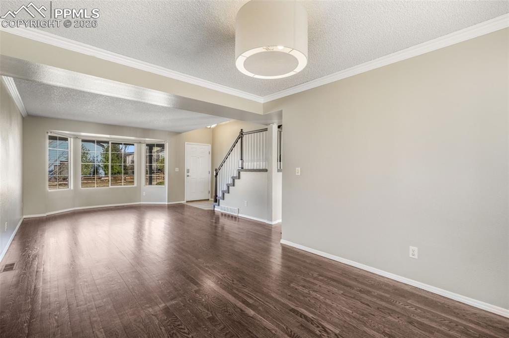 Image 5 of 50: Floor Plan