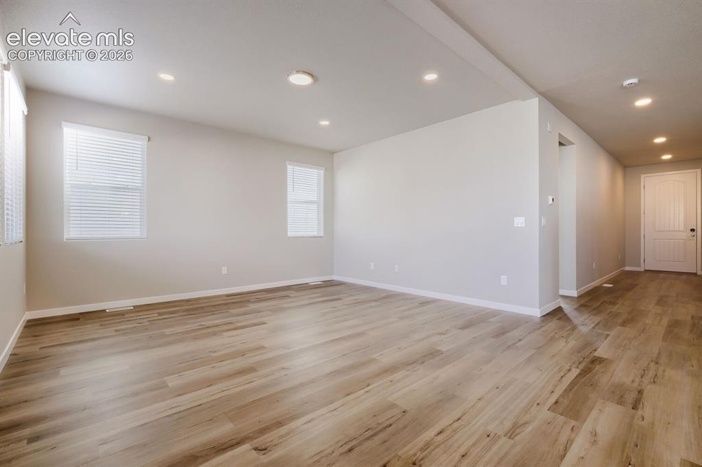Image 9 of 31: Living Room