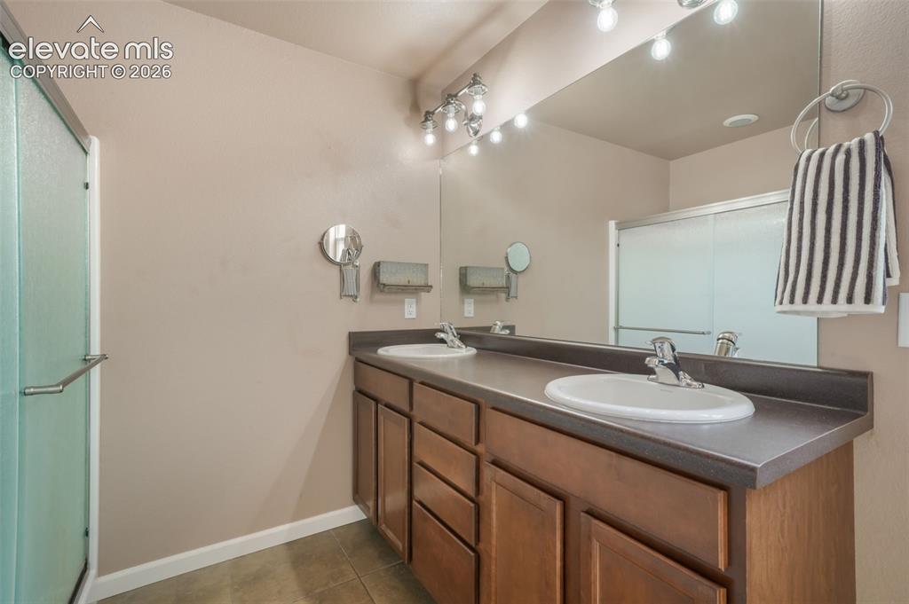 Image 18 of 50: Master Bathroom