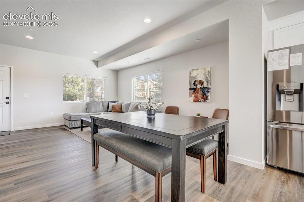 Image 10 of 47: Dining Area