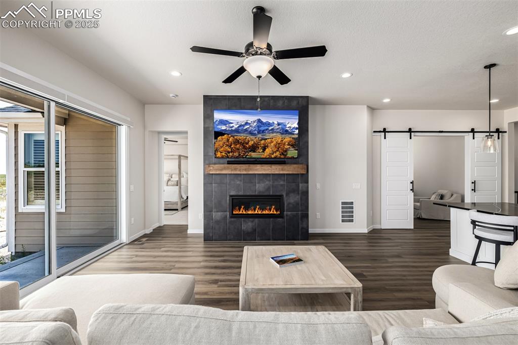 Image 10 of 48: Living Room