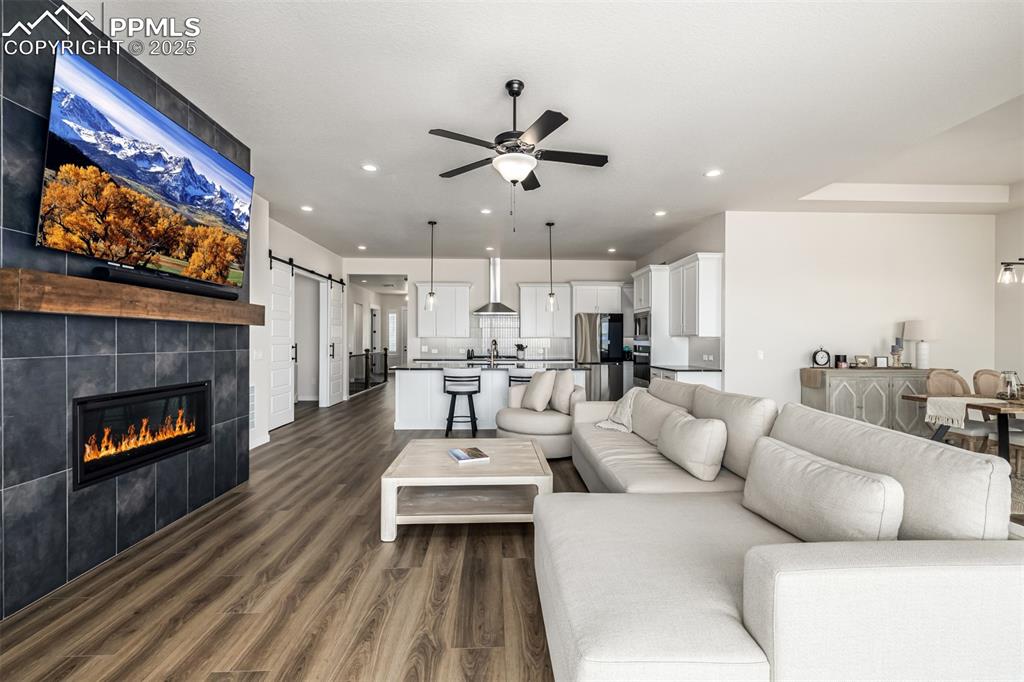 Image 11 of 48: Living Room