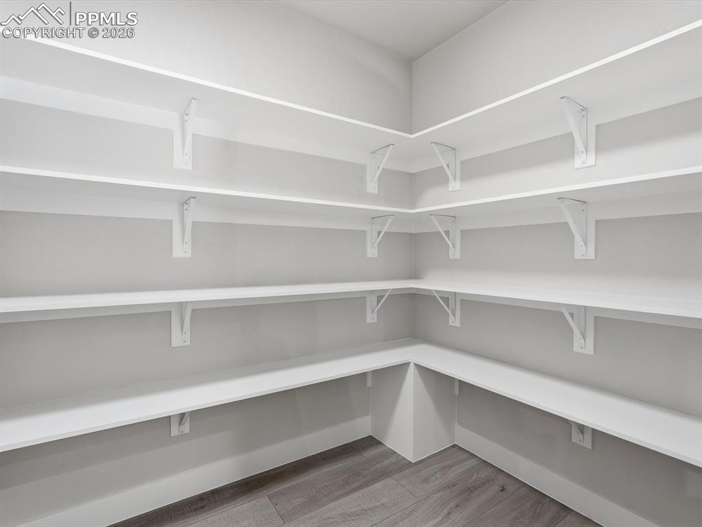 Image 25 of 46: Pantry