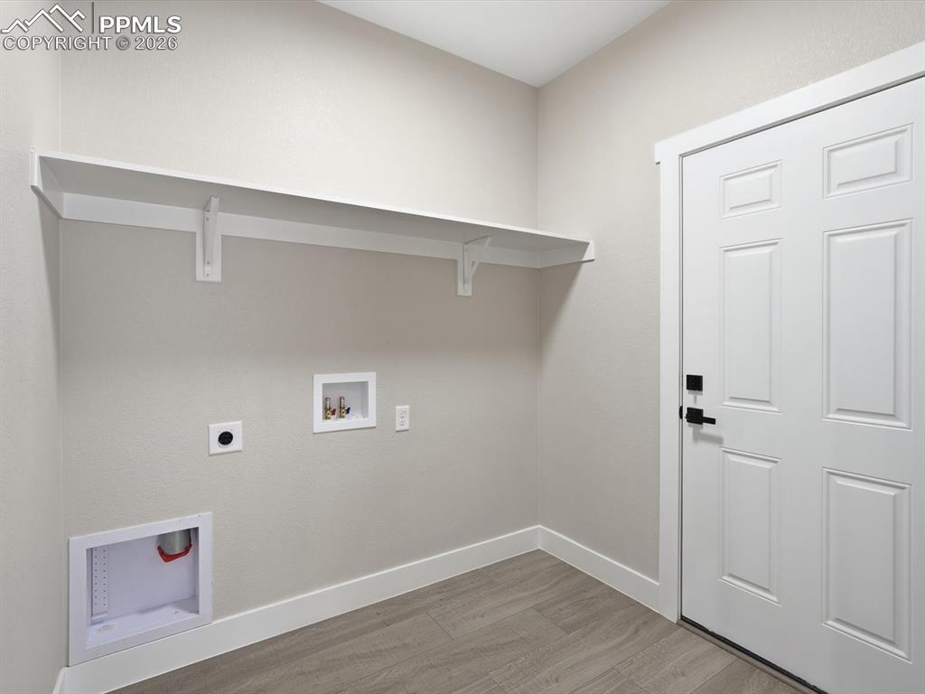 Image 40 of 46: Laundry