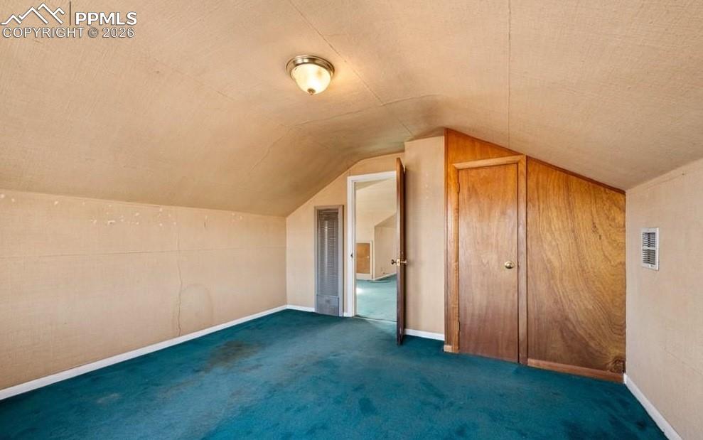 Image 19 of 46: Bonus Room