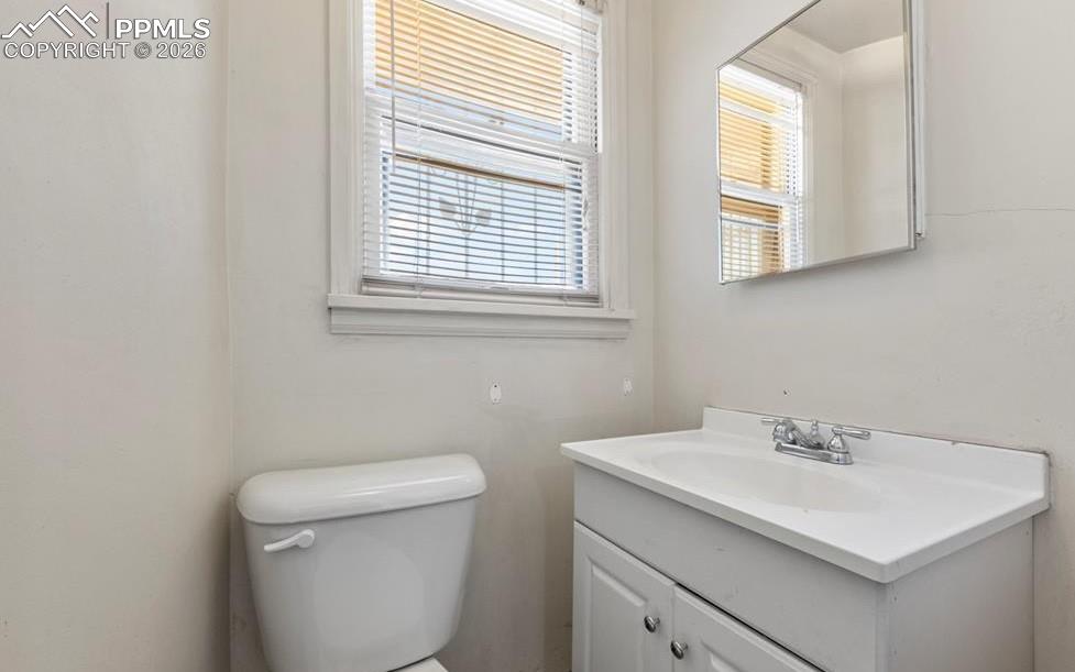 Image 41 of 46: Bathroom