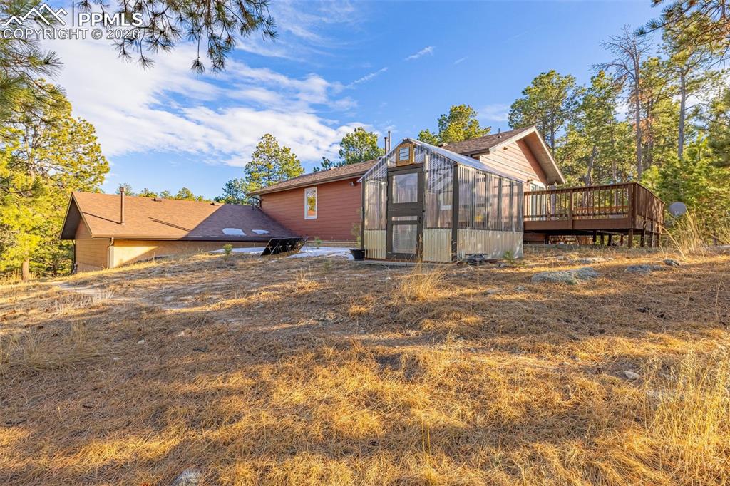 Image 38 of 47: Back of Structure