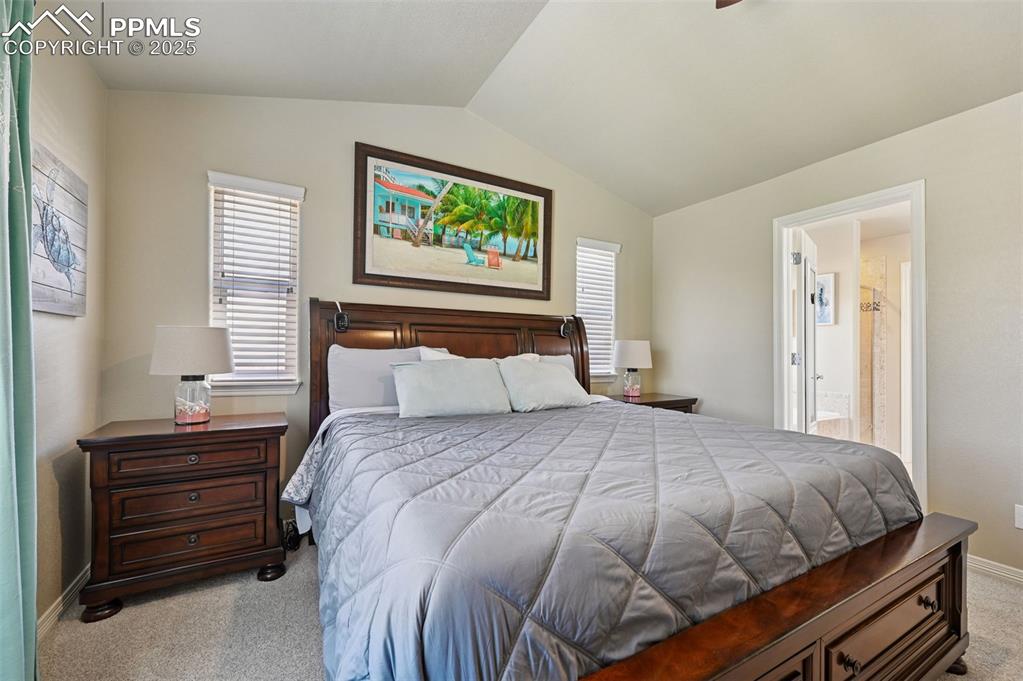 Image 18 of 42: Bedroom