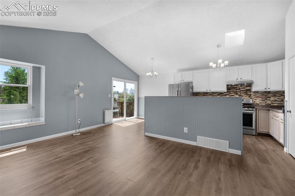 Image 4 of 33: Rocket Preferred Pricing