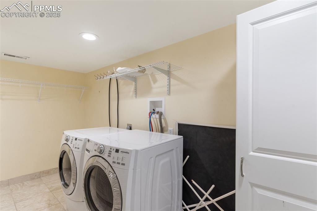 Image 43 of 49: Laundry