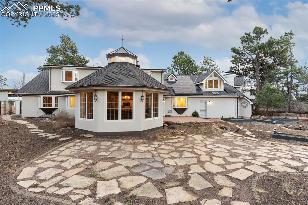 Image 49 of 49: Back of Structure