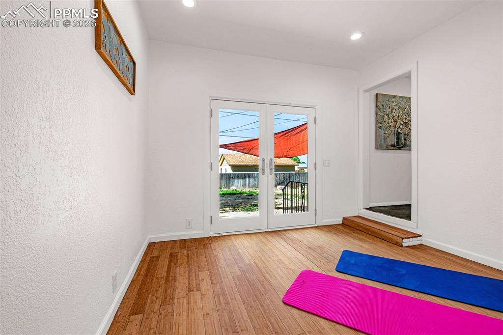 Image 15 of 44: Bonus Room