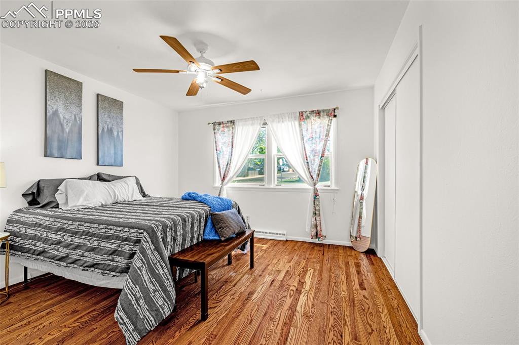 Image 17 of 44: Master Bedroom