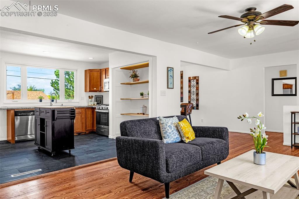 Image 6 of 44: Living Room