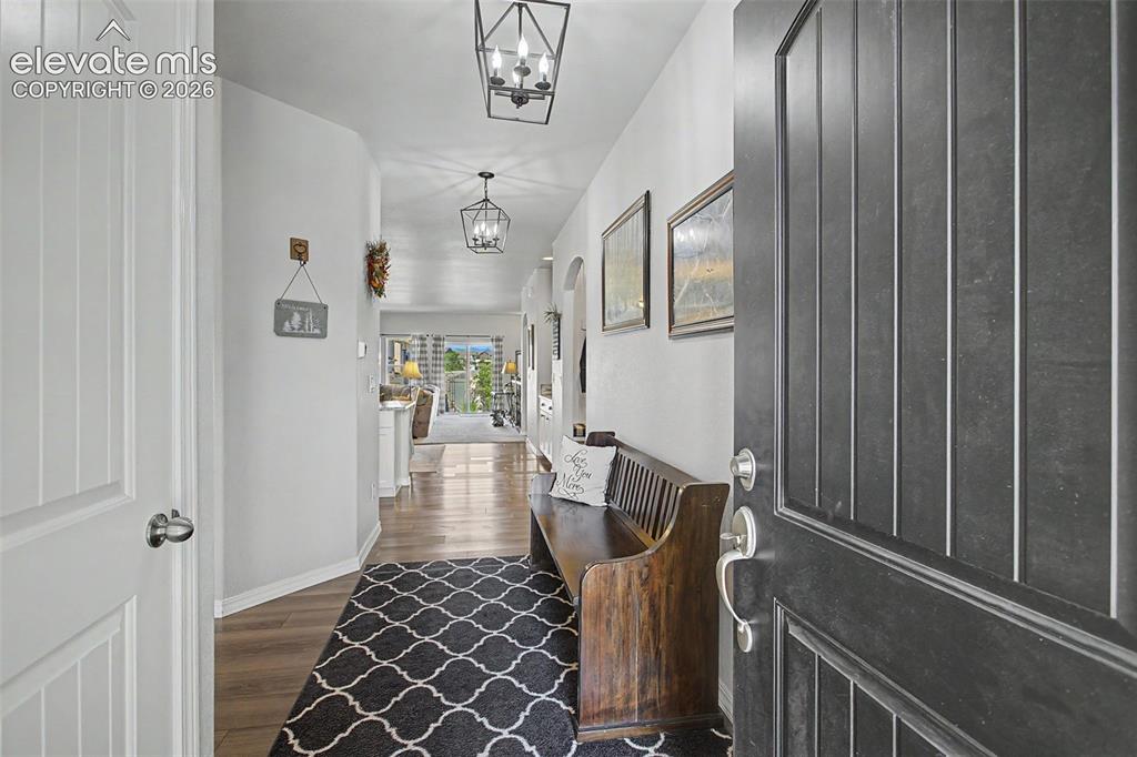 Image 6 of 21: Entrance Foyer