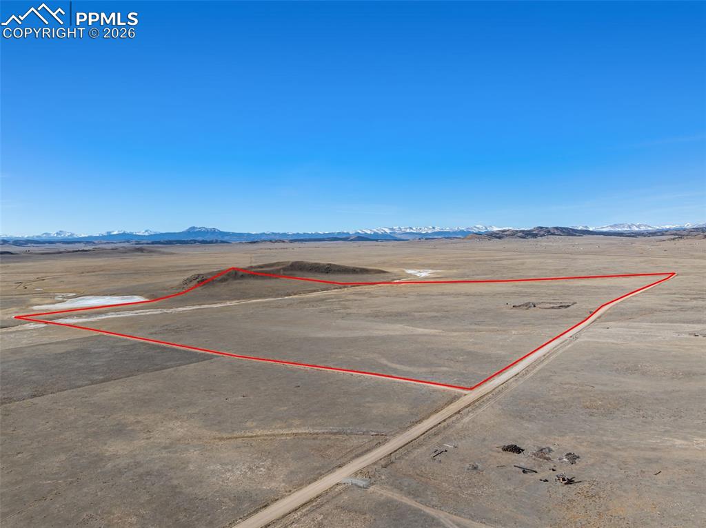 Image 12 of 31: Property Lines are Approximate and not a survey