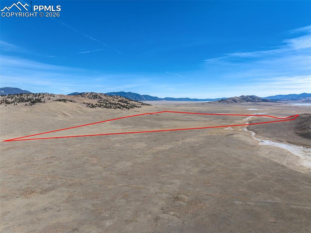 Image 23 of 33: Property Lines are Approximate and not a survey